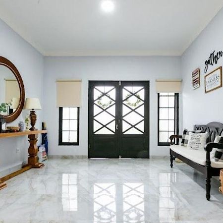 Stylish Villa At Green Apple U 35A Cipanas Puncak Sindanglaya المظهر الخارجي الصورة